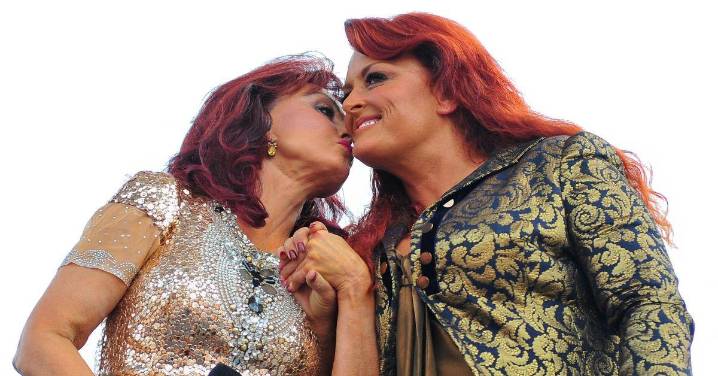 Wynonna Judd Haunted By Naomi's Suicide And Brutal Note Trashing Her
