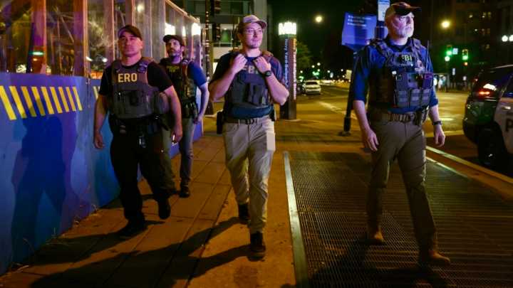 Federal agents spread out across D.C. streets amid Trump vow to crackdown on crime