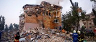 (VIDEO) Al menos catorce civiles muertos entre ellos varios niños, en ataque ruso contra Kiev