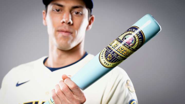 Christian Yelich homers honors using Bob Uecker bat