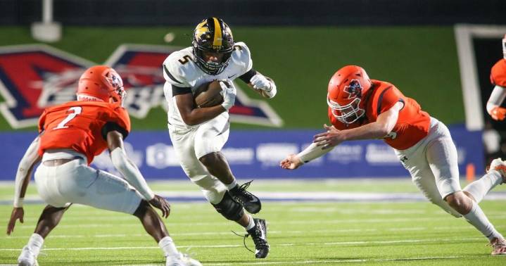 Experienced defense keys Memorial's pursuit of 1st playoff run