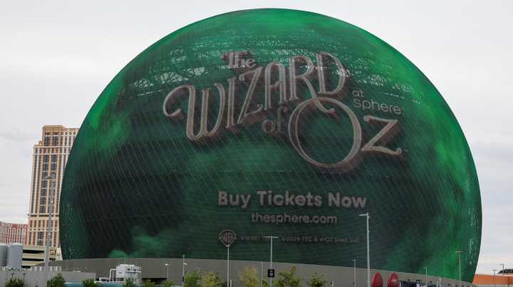 The AI Wizard Of Oz At Sphere Has Two Strange Cameos, Making It Even Worse