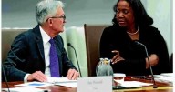 FED GOVERNOR SAYS SHE WON'T QUIT
