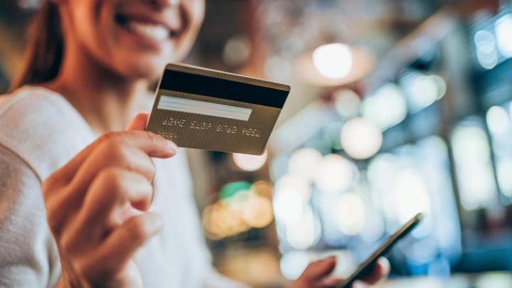 Top 3 tarjetas con devolución: ahorra más de 50 € este agosto