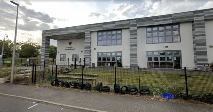Scots primary kids 'told to send explicit photos' after being targeted in WhatsApp group