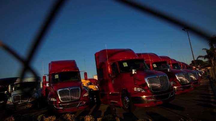 Transportistas mexicanos prevén que la suspensión de visas de EE.UU. no afectará su labor