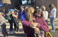 Tiroteo en escuela católica deja 2 muertos y 17 heridos