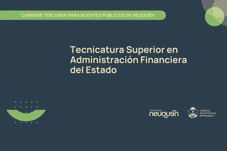 Primeros egresados de la Tecnicatura en Administración Financiera del Estado