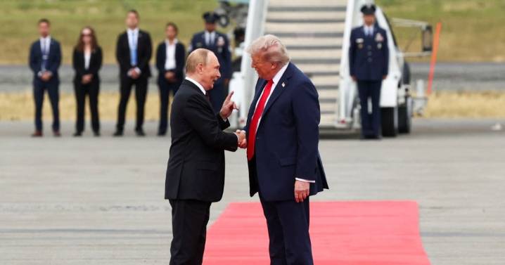Donald Trump y Vladimir Putin se encuentran en Alaska