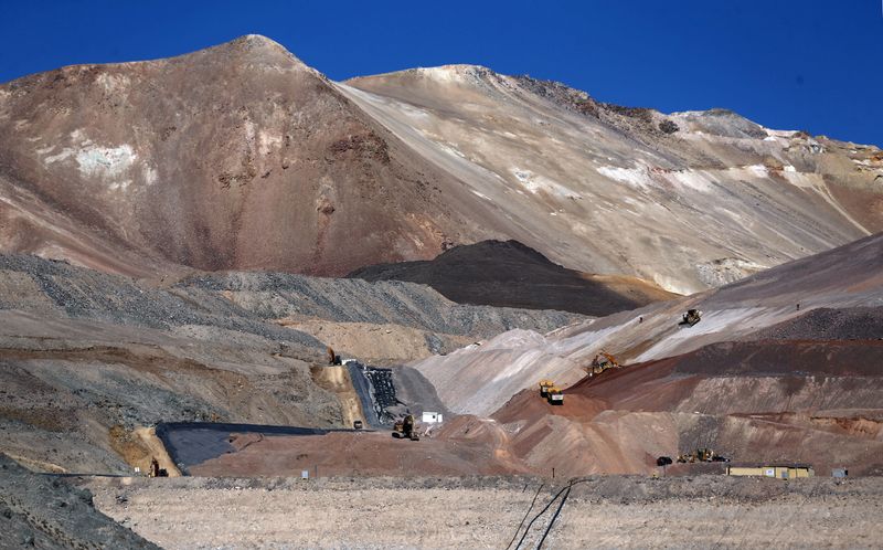 Barrick, Shandong Gold aim for $400 million investment in Argentine mine