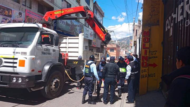En la Magdalena: Clausuran de forma definitiva terminal terrestre informal