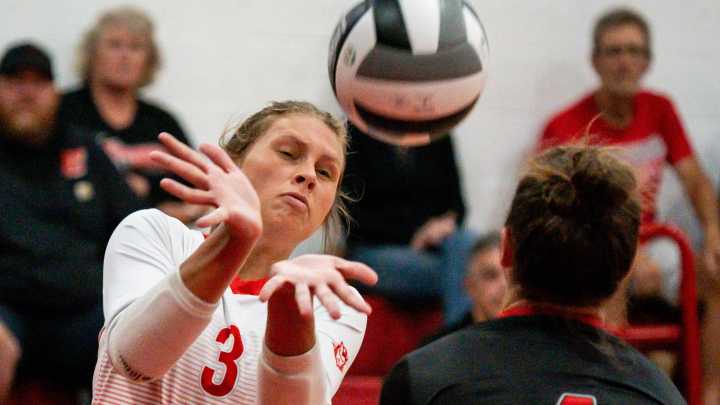 See Field, Crestwood volleyball teams in action