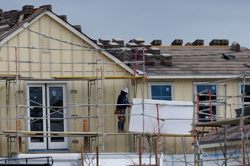 US single-family starts, permits rise in July