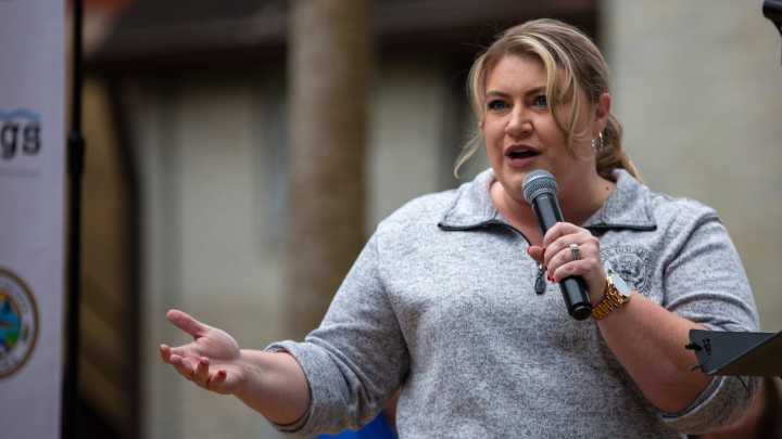 U.S. Rep. Kat Cammack celebrates birth of baby girl