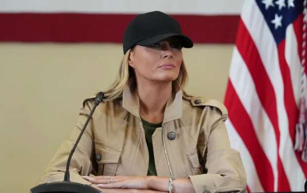 Melania Trump amenaza con demandar al hijo de Biden por vincularla con Epstein