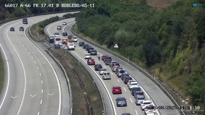 Varios kilómetros de retenciones en la autovía Y tras un accidente a la altura de Robledo