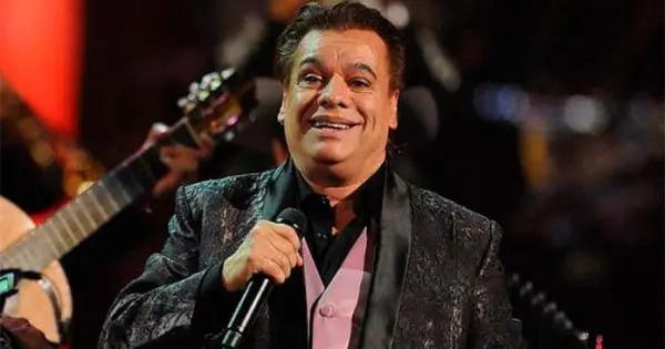 Nueve años sin Juan Gabriel: así fue su noche en Bellas Artes