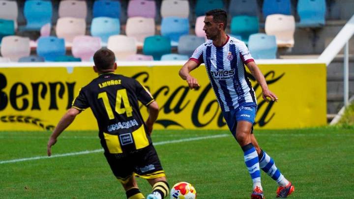 El Avilés cierra su pretemporada: cae ante el Barakaldo en el primer partido de su nuevo entrenador (2