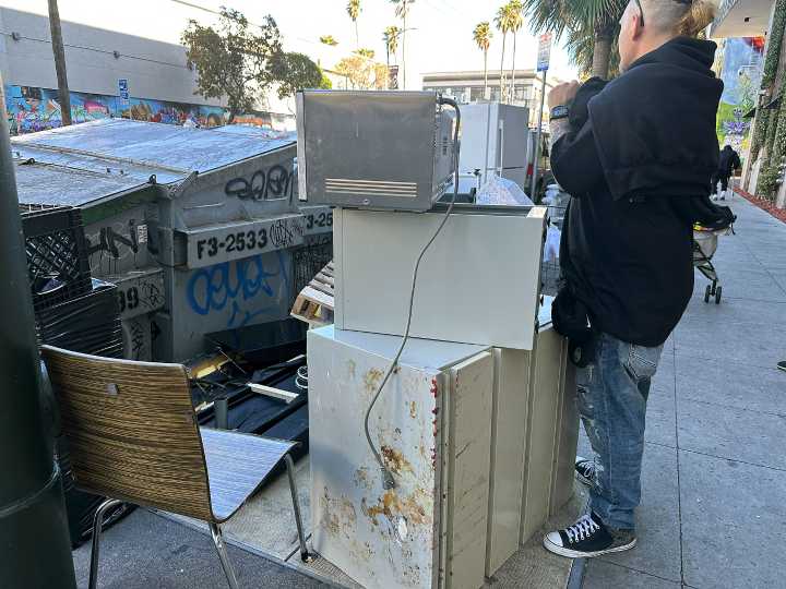 Day 145 at the 16th St. Plaza: trash and treasures