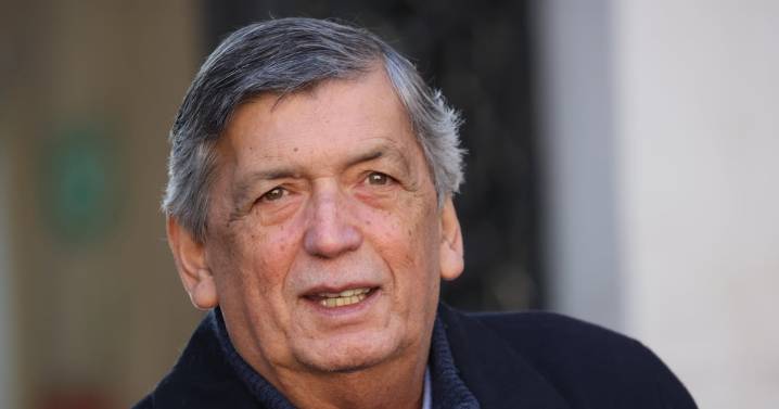Carmona (PC) enfrenta polémica por críticas a Marcel: “No he perjudicado en absoluto la candidatura de Jara”