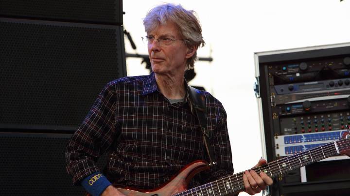 Grateful Dead bassist Phil Lesh dies at 84