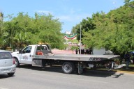 Persisten abusos en servicio de grúas en Playa del Carmen; regidor acusa falta de voluntad para regular