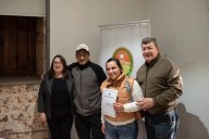 Familias del departamento Paraná recibieron las escrituras de sus viviendas a través del IAPV