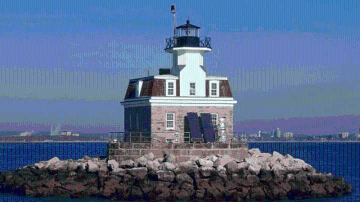 Historic Connecticut lighthouse up for auction