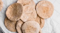 Pan árabe integral: la receta más rica para preparar los próximos tostados de tu desayuno o merienda