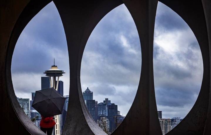 Seattle weather cools after heat advisory, thunderstorms possible