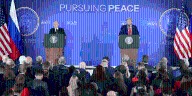 Califican de espectáculo reunión entre Donald Trump y Vladímir Putin