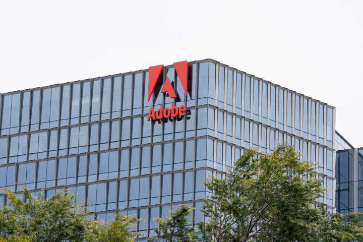 Why I Fear Adobe's AI Risks, Yet Still See Large Upside (NASDAQ:ADBE)