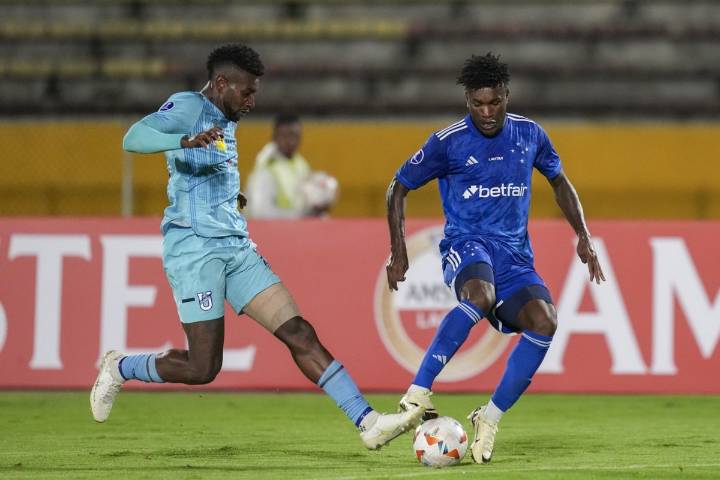 Toronto FC adds Ecuador midfielder Jose Cifuentes on loan from Scotland's Rangers