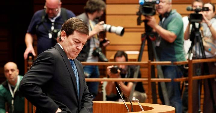 Mañueco afirma que se respondió "desde el minuto uno" a los fuegos y ante un "cóctel perverso" de condiciones