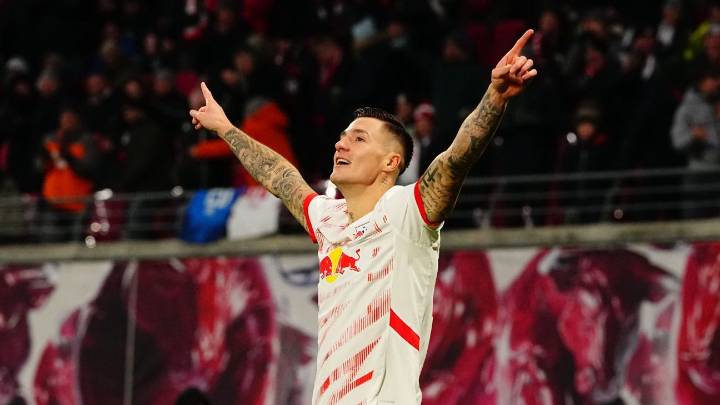 Benjamin Sesko: Man United agree deal for RB Leipzig star
