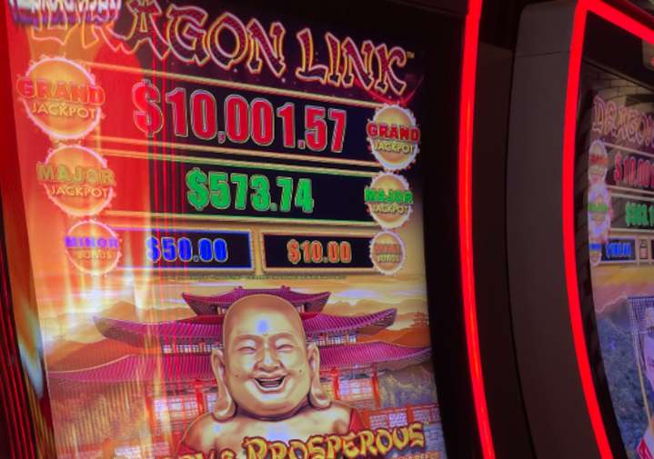 Mass. casino winner: 2 jackpot prizes won on the same day
