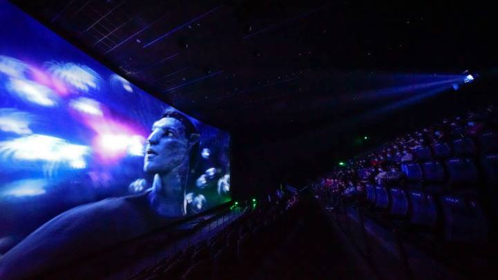 Apple Cinemas, Imax Sign New Five U.S. Theater Deal