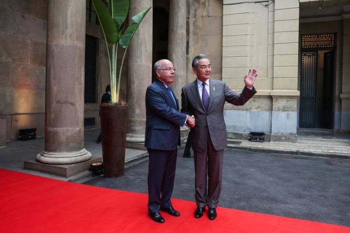 China looks to strengthen coordination with Brazil, work with BRICS