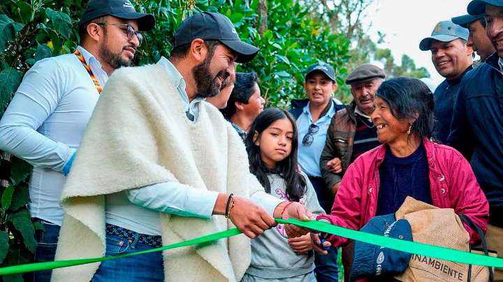ADR impulsa porcicultura indígena y riego agrícola en Túquerres y Sapuyes con millonaria inversión