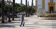 Un plácido día de verano por el barrio de Cañero, en imágenes