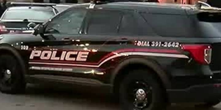 2 shot on Cuyahoga Metropolitan Housing Authority property