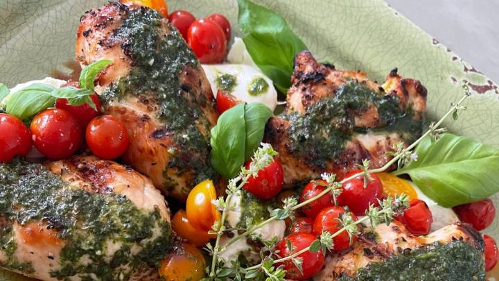 Recipe: Grilled Chicken Caprese is a delightful, summery dish