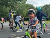 Clases gratuitas de bicicleta para familias en Charlotte