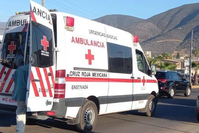 Resultan lesionadas tres personas en atropellamiento