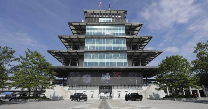 Coffee with Crawford | 'Speedway Slammer' hits a wall with IndyCar brass