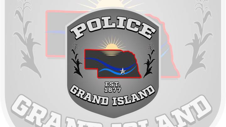 Policía de Grand Island arrestó a un hombre por robar desayuno en un hotel, además tenía vigente una orden judicial