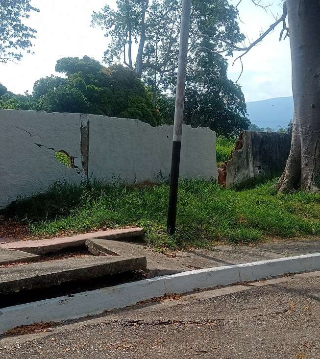 Concejales de Rafael Rangel deben aprobar recursos para reparar barda perimetral del cementerio de Betijoque