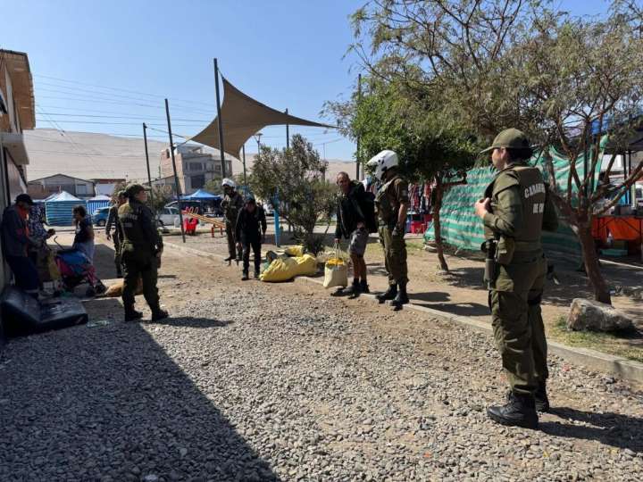 Realizan operativo de recuperación de espacio público en Amador Neghme y Cancha Rayada