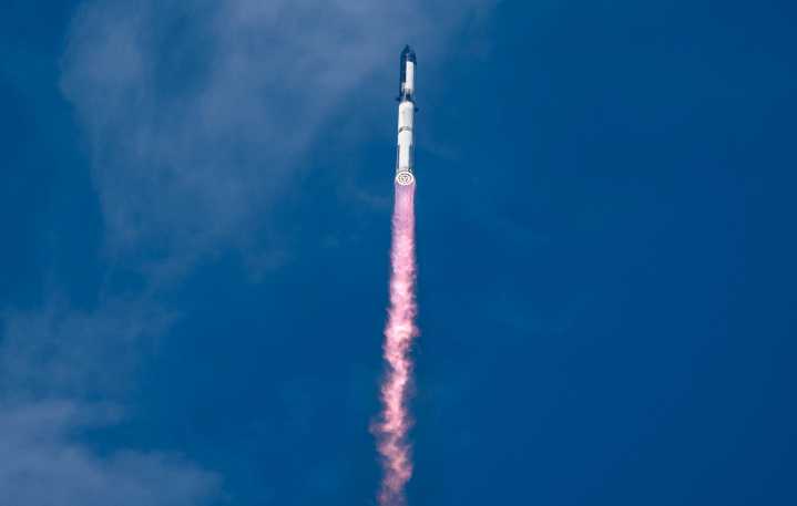 SpaceX cleared for tenth Starship test flight