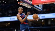 Heat works out ex-Hornets, Clippers center